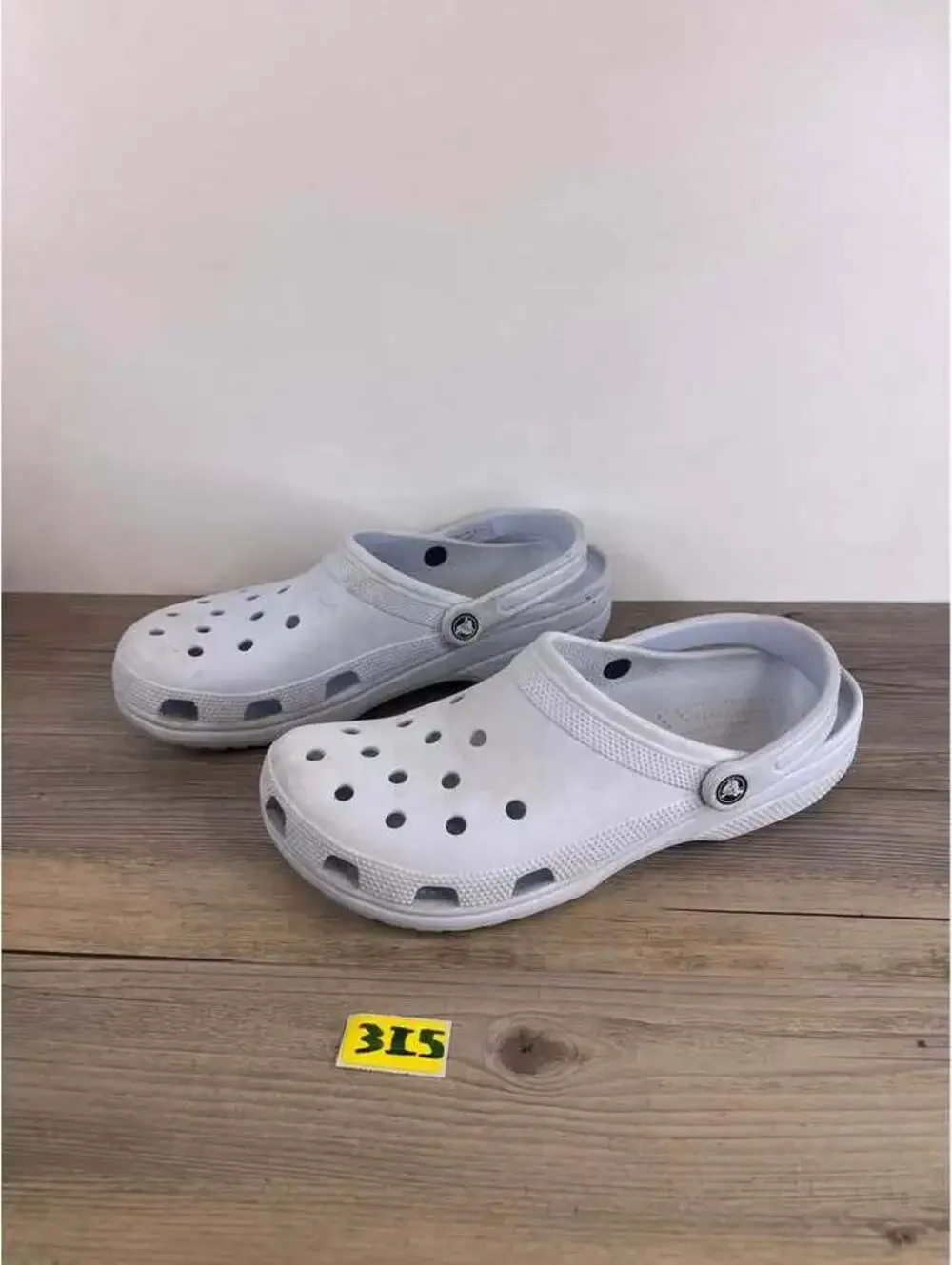 Crocs Classic Clogs Light Blue Mens Size 12 Slip On Comfort Shoes